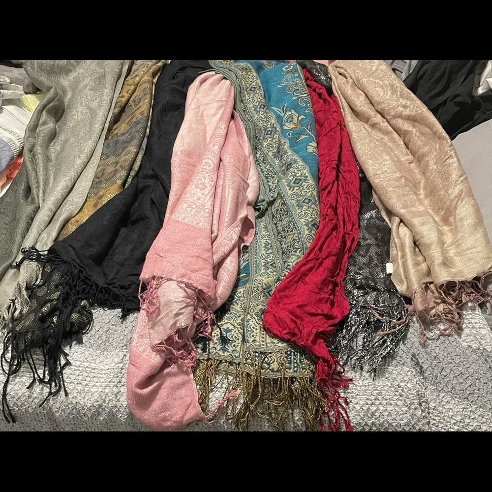 Scarf bundle - Picture 2 of 4